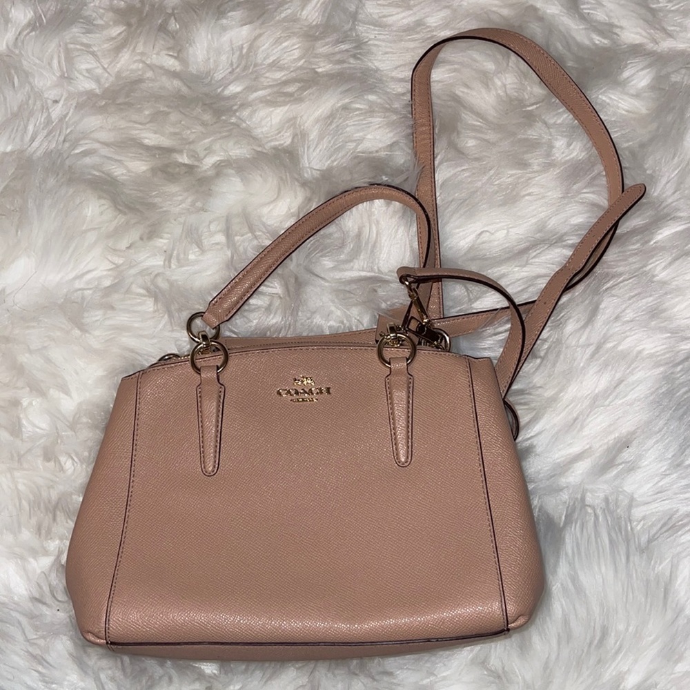 Coach - Sold to Stefana_Styles 💛